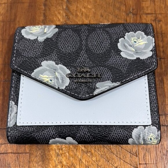 *RARE* EUC COACH Small Trifold Gray/Light Blue Floral Pebbled Wallet #58298 - Picture 1 of 4